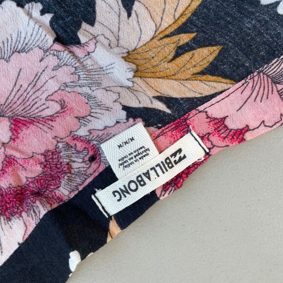 Billabong Shirt Size Medium Floral Crop Flare Sleeve Blouse Button Front Tie Nec - Picture 3 of 7